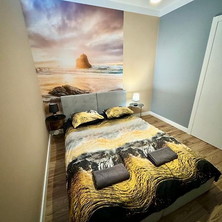 3-Rooms Apartment With Balcony By The Oldtown Gdansk Bagian luar foto