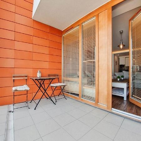 3-Rooms Apartment With Balcony By The Oldtown Gdansk Bagian luar foto