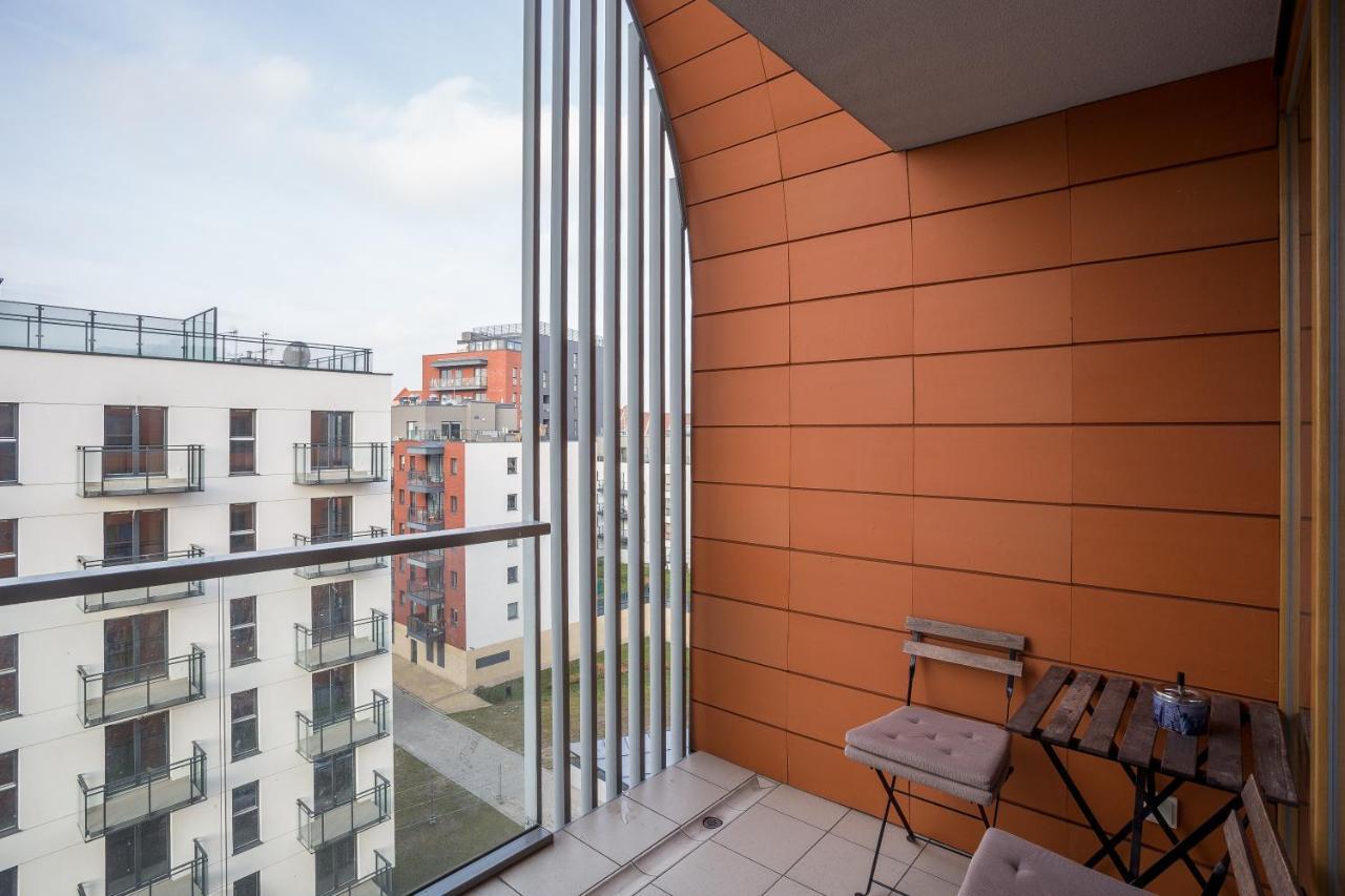 3-Rooms Apartment With Balcony By The Oldtown Gdansk Bagian luar foto